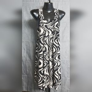 Fashion Love Black & White Zebra Strip Dress - L